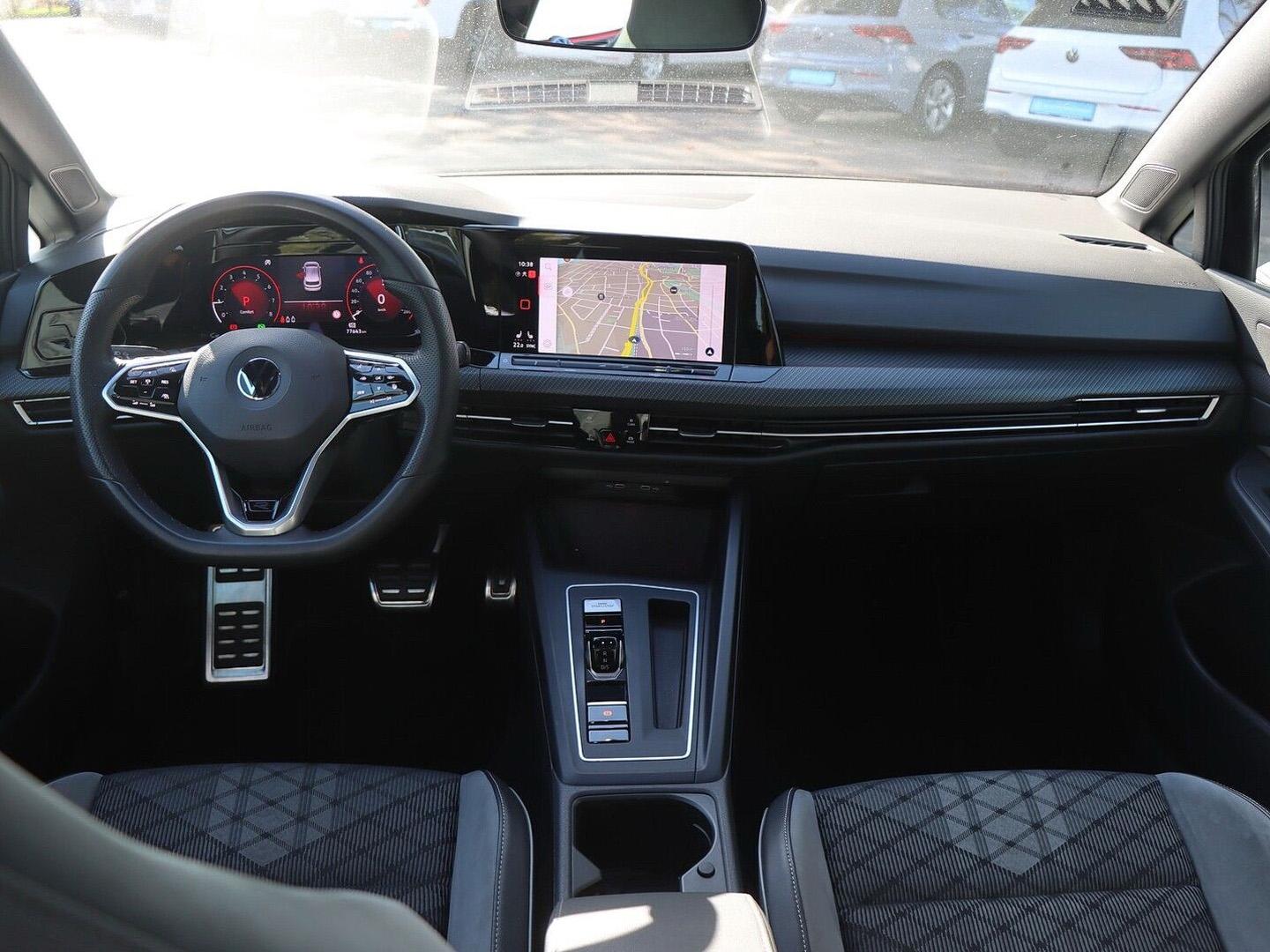 Volkswagen Golf VIII R-Line 1.5 eTSI OPF DSG PANO/ACC/LED/N, миниатюра 6