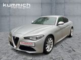 Alfa Romeo Giulia Super 2.0T 200PS Navi/Sitzheizung - Alfa Romeo Giulia: Limousine, Super