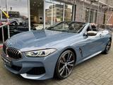 BMW M850 i xDrive Cabrio - BMW M850 mit Panoramadach