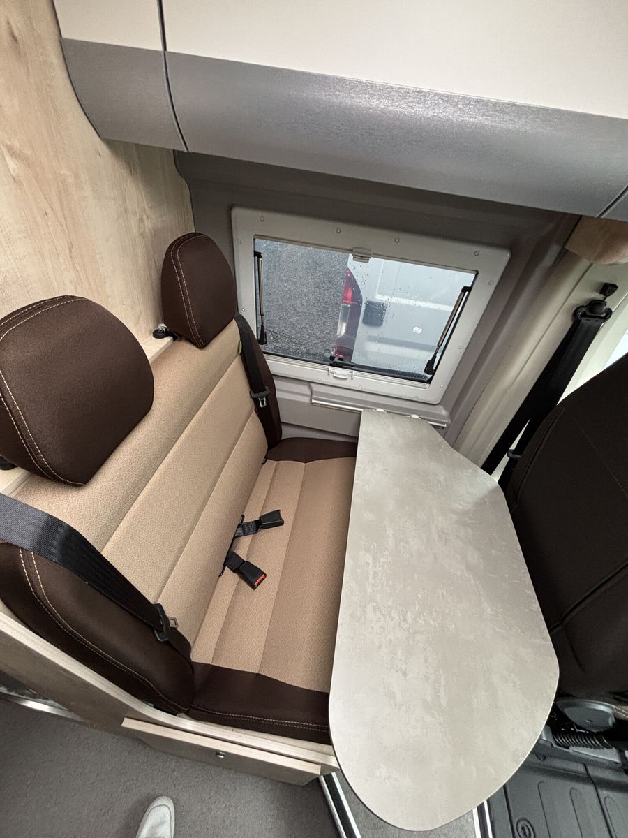 Fahrzeugabbildung Clever Tour Citroen 140 PS 5500 Euro geschenkt