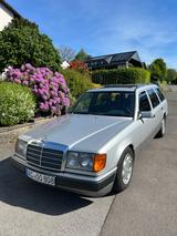 Mercedes-Benz 300 TE-24 - gebrauchte Mercedes-Benz E 300 aus dem Jahr 1991