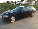 BMW 535d M Sport - Panorama - Xenon - Navi - Leder - BMW 535 aus 2010: 535d