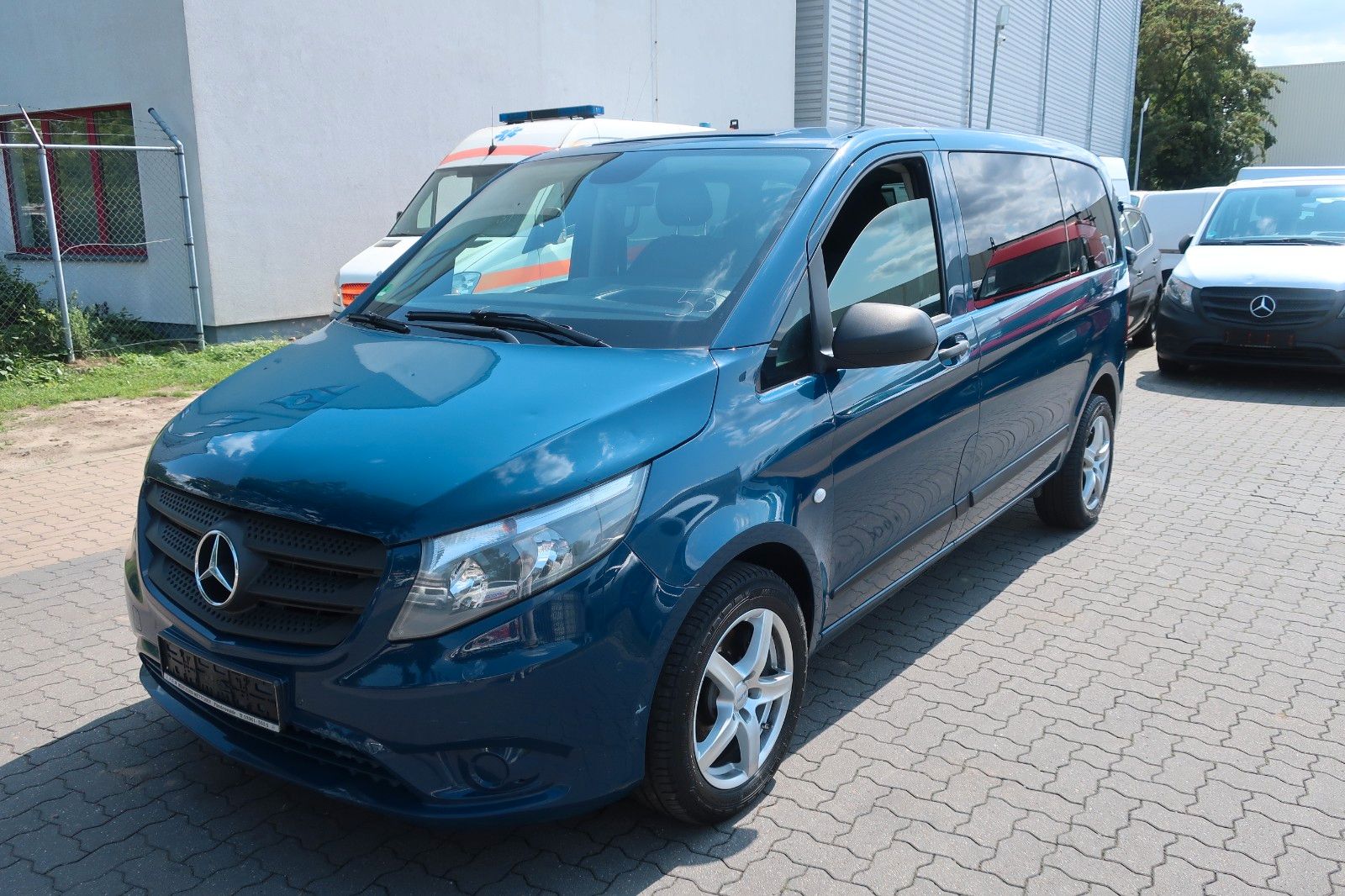 MERCEDES-BENZ Vito