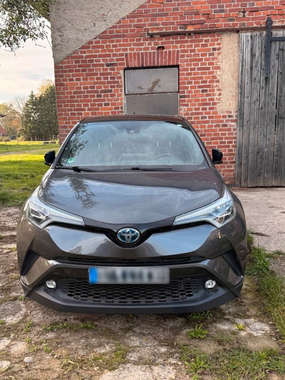 Image of Toyota C-HR