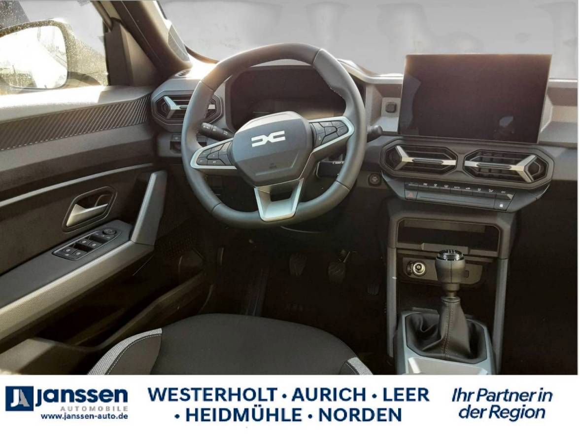 Fahrzeugabbildung Dacia Neuer Dacia Duster Journey mild hybrid 140