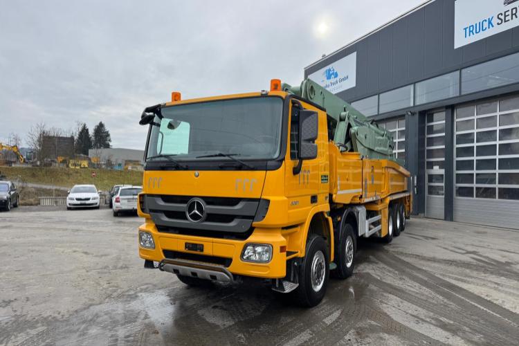 Mercedes-Benz Actros 5061 V8 10x6 Putzmeister 52-5 180H