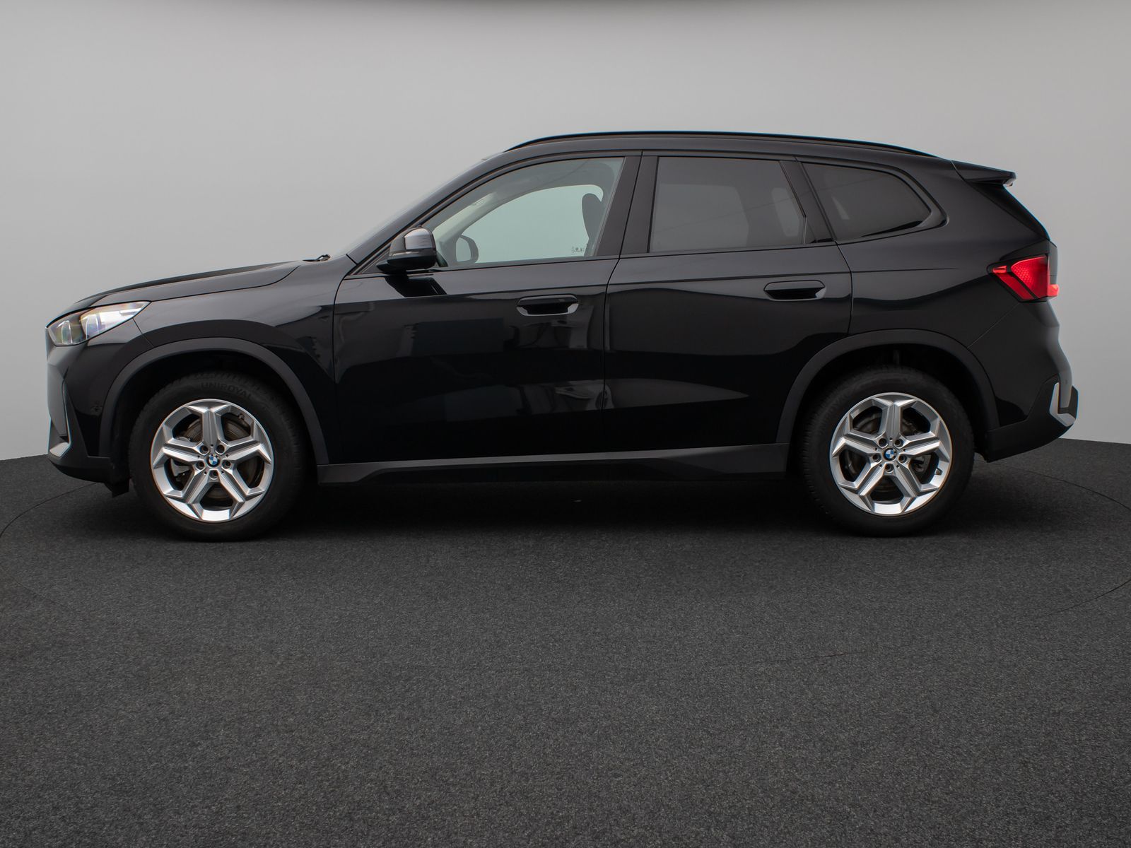 Fahrzeugabbildung BMW X1 sD20i Kamera DAB Sport Komfort AHK 18Zoll
