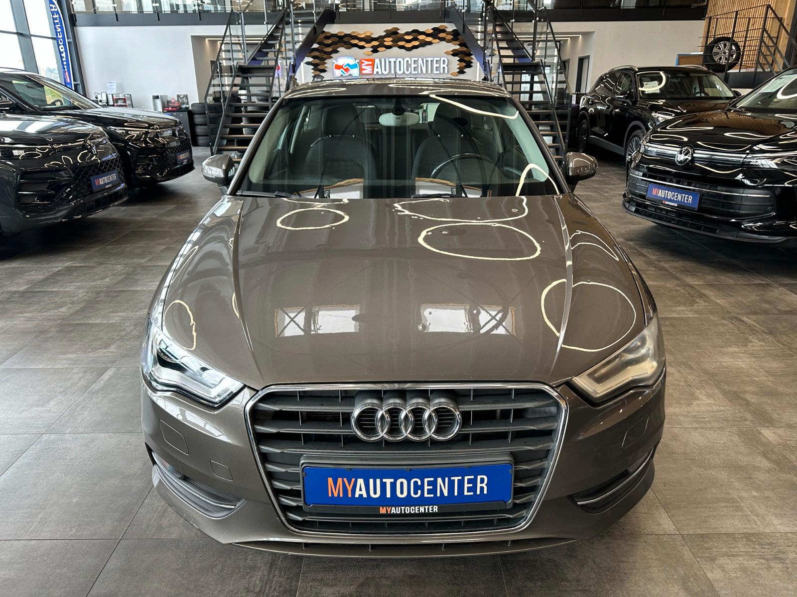 AUDI A3 1.4 TFSI 122ch ATTRACTION - BI-XÉNON - SIÈGES CHAUFFANTS - CLIM BIZONE - RÉGULATEUR DE VITESSE