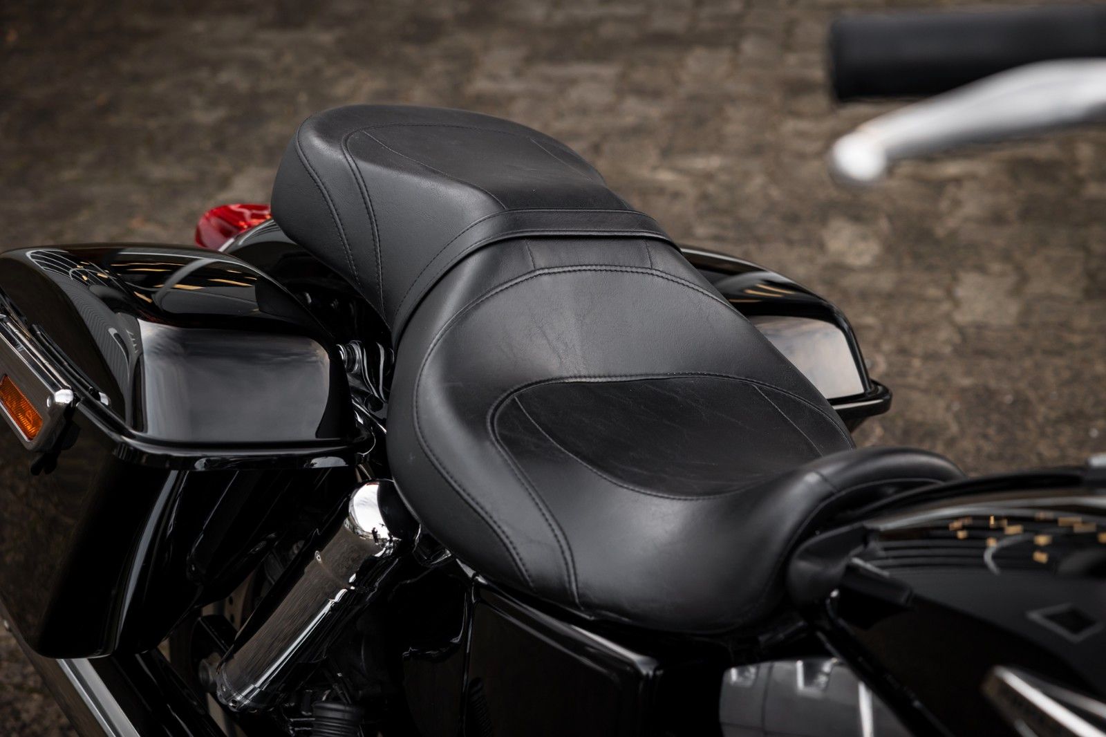 Fahrzeugabbildung Harley-Davidson FLD Dyna Switchback - Kesstech -