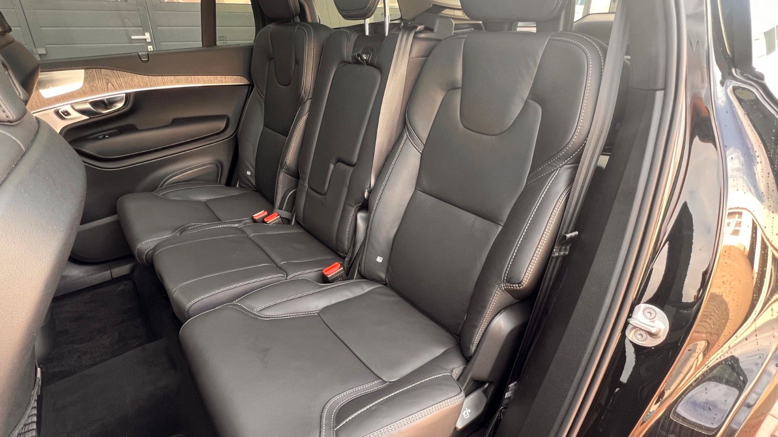 Fahrzeugabbildung Volvo B5D AWD Ultimate Bright *MASS*B&W*LUFT*HUD*AHK