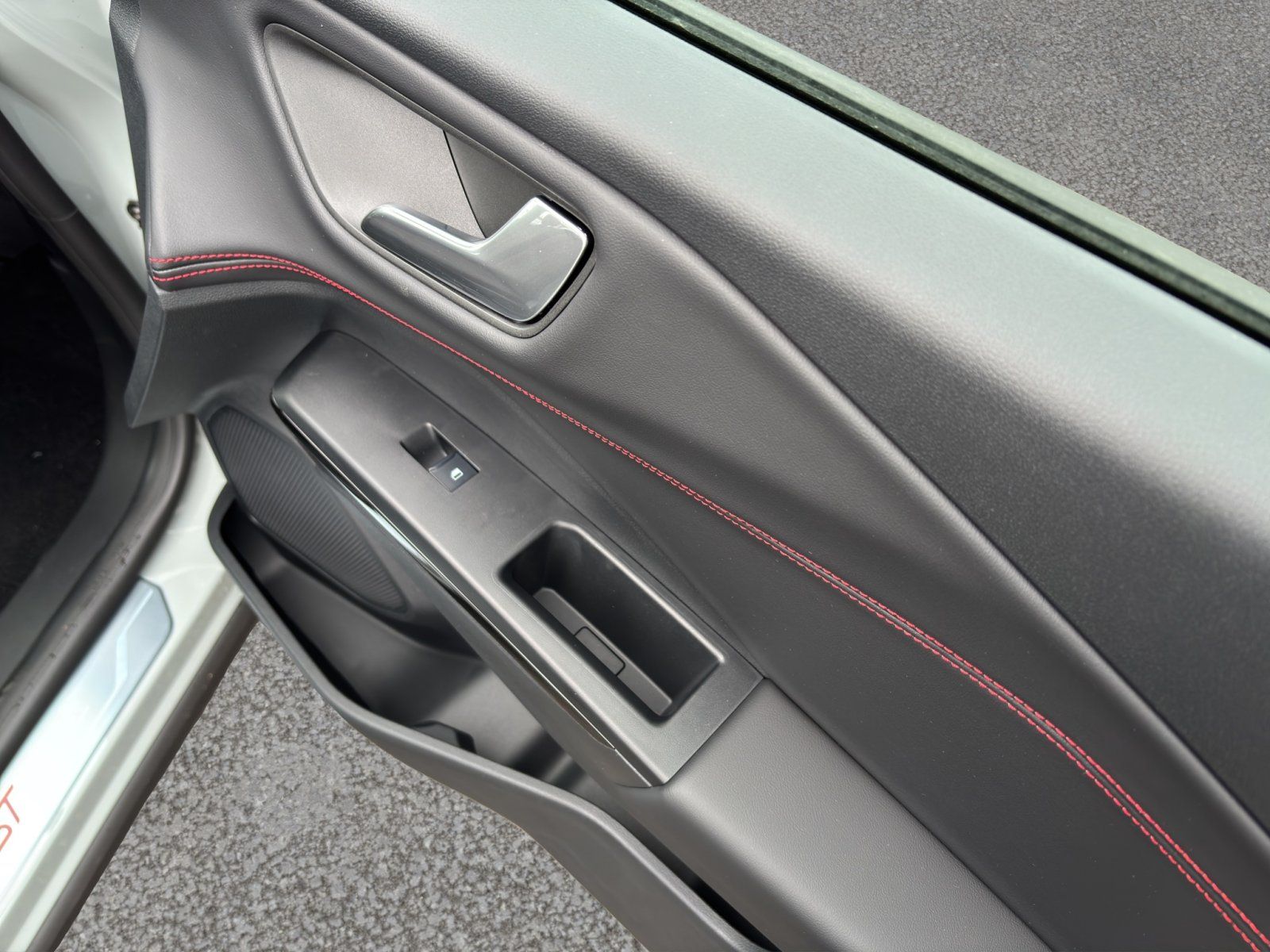 Fahrzeugabbildung Ford Puma 1.0 ECOBOOST ST-Line #Winterpaket