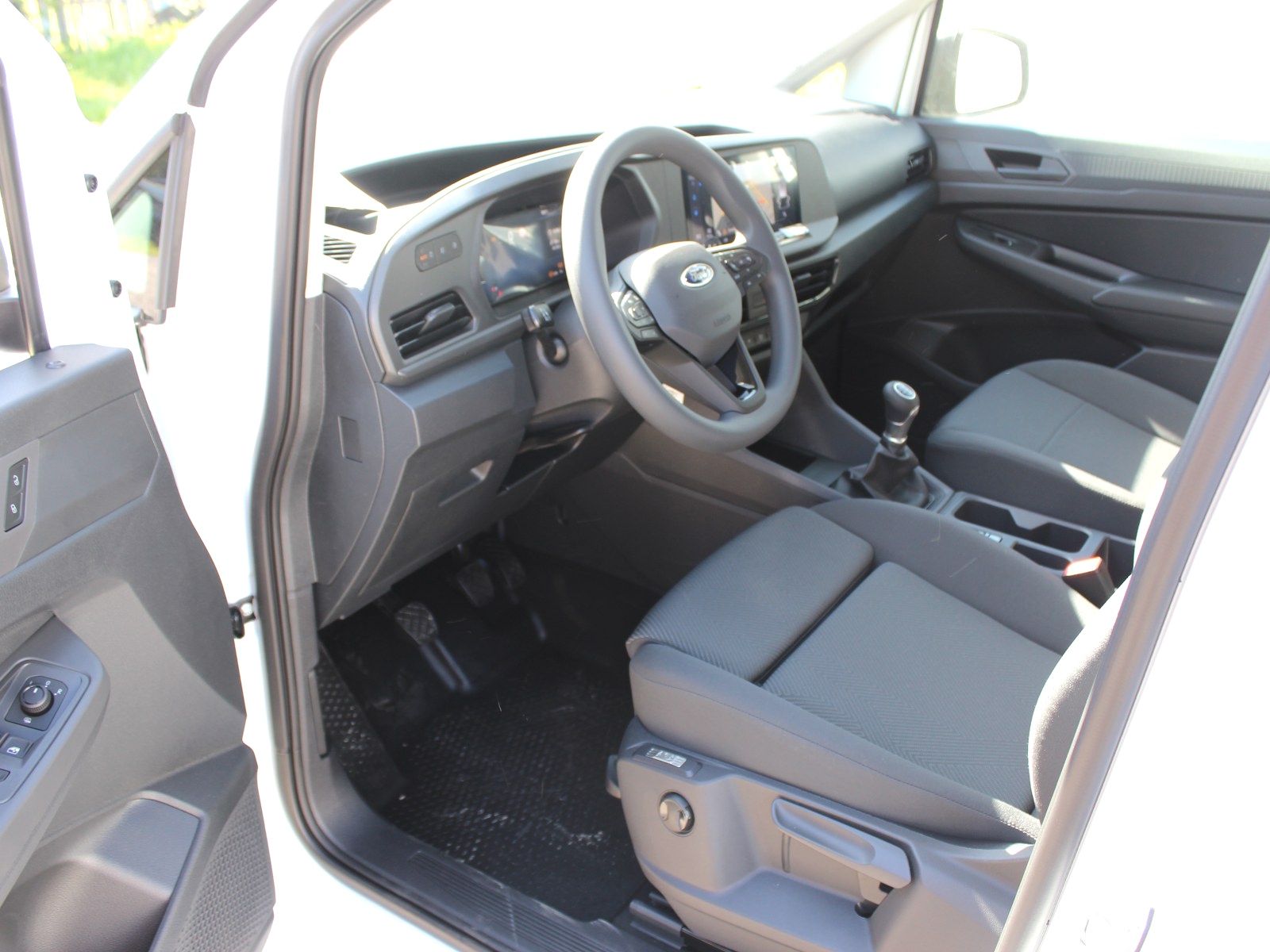 Fahrzeugabbildung Ford Transit Connect Trend L1 Kasten