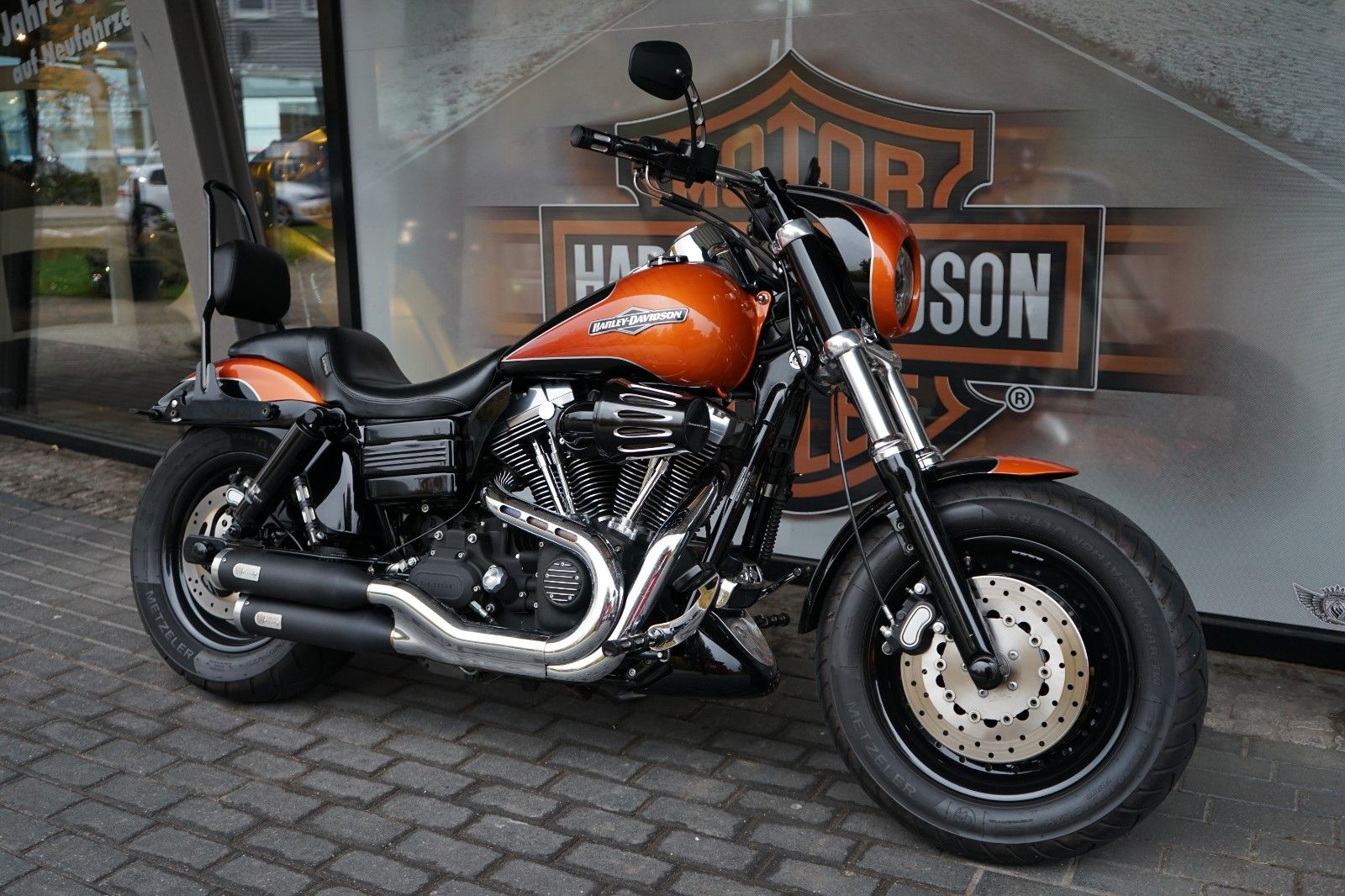 Fahrzeugabbildung Harley-Davidson Dyna Fat Bob 96cui - Custom Paint - HD-Parts