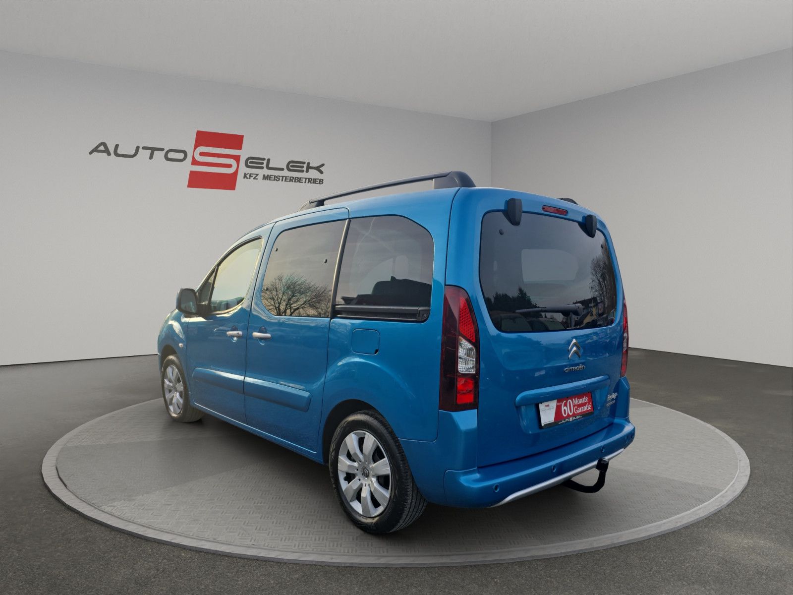 Fahrzeugabbildung Citroën Berlingo Kombi Selection+AHK+PDC+KLIMA+LED