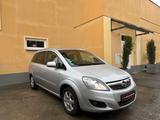 Opel Zafira B Family Plus*Automatik*7Sitzer*Xenon*SHz - Opel Zafira: Family Plus