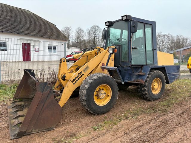 Komatsu 20F , Schaufel , Gabel