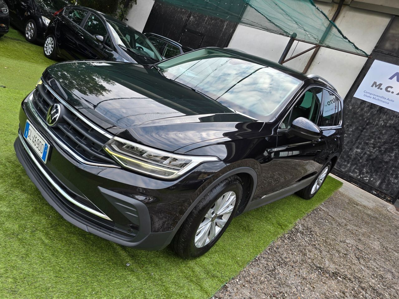 Volkswagen VW Tiguan 2.0 TDI 150CV Life 160000KM -2022 imagem 3