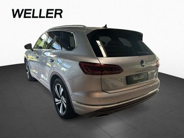 Volkswagen Touareg - 5