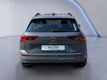 Volkswagen Golf - 4