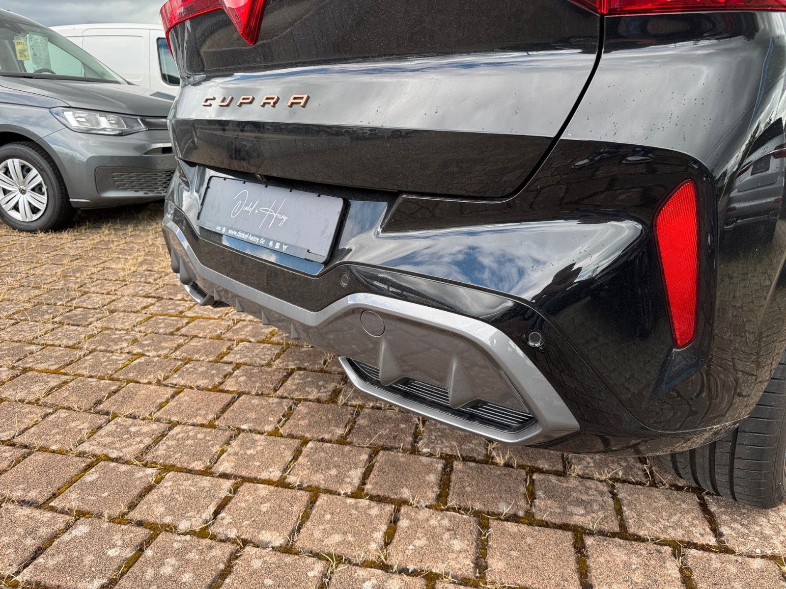 Fahrzeugabbildung CUPRA Terramar 1.5 eTSI 110 kW