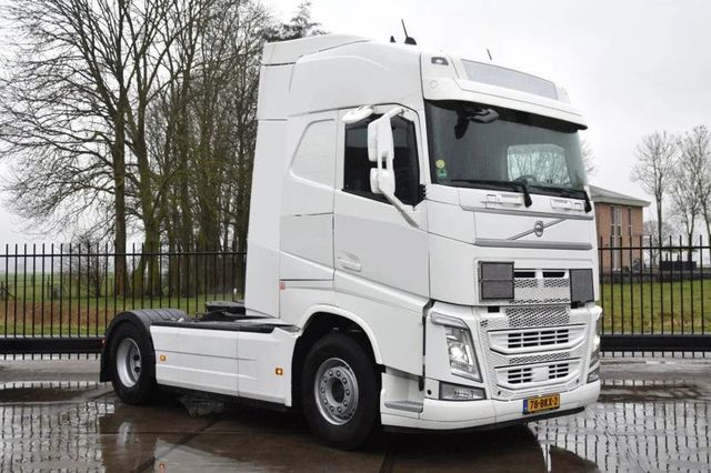 Volvo FH 420 Globetrotter 4x2 - ADR FL - PTO - 582 TKM