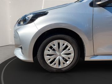 Toyota Yaris - 12