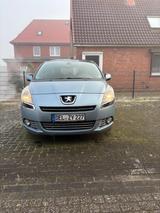 Peugeot 5008 2.0 Business-Line HDi FAP 150 Business-Line - Peugeot 5008: Business Line