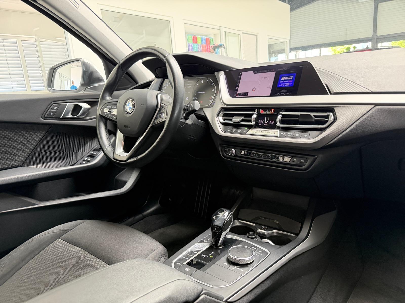 BMW 118 AUTOMATIK+KLIMA+NAVI+LED+SITZHEIZUNG+DAB+ALU, миниатюра 9
