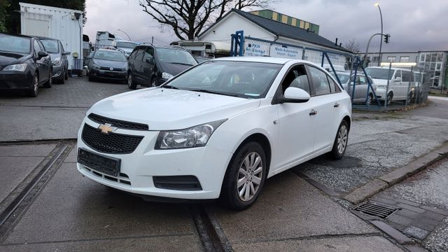 Chevrolet Cruzesehr sauber tip top euro 5 klima