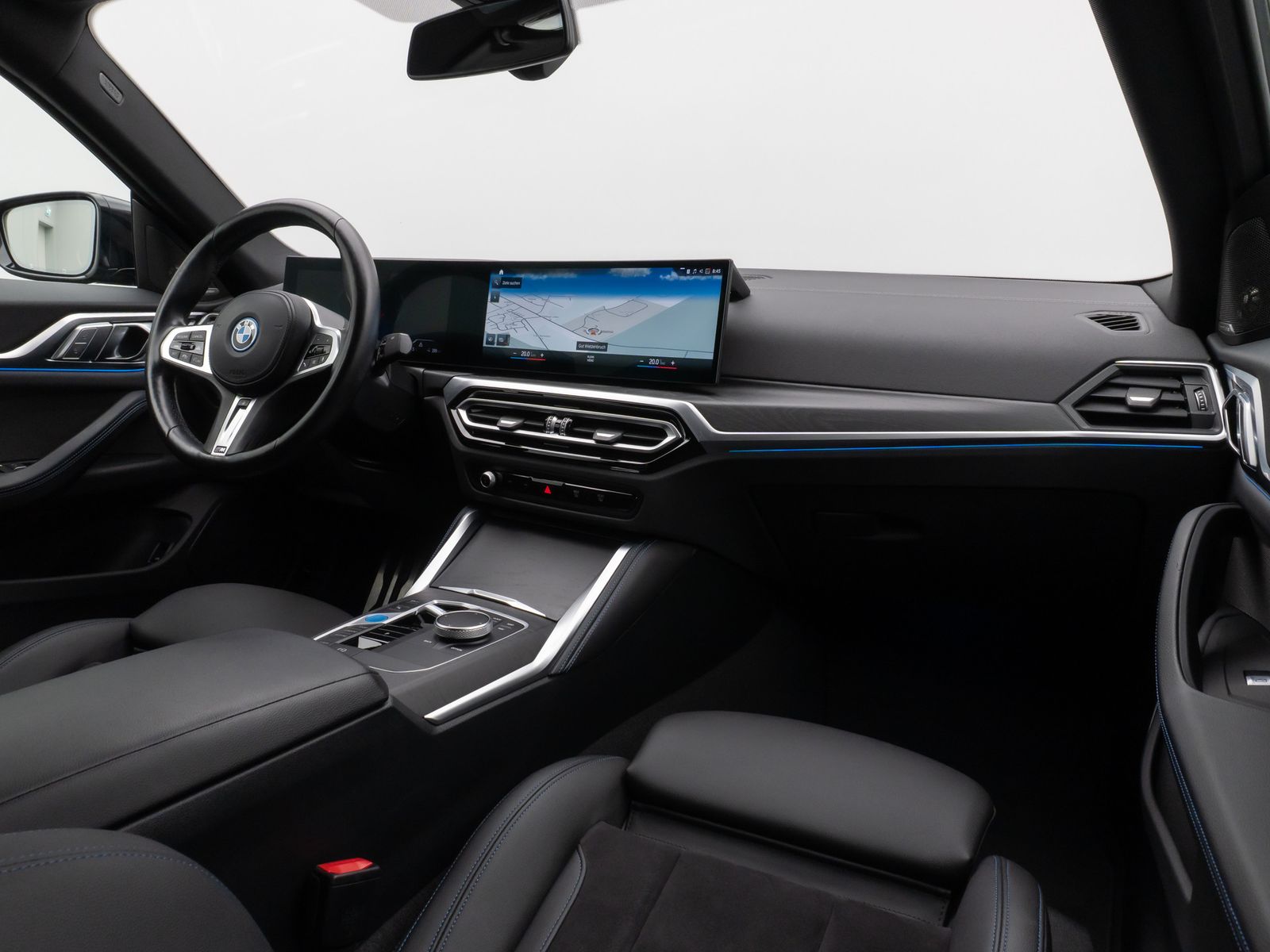 Fahrzeugabbildung BMW i4 eD40 M Sport Kamera DAB H/K Komfort 18Zoll