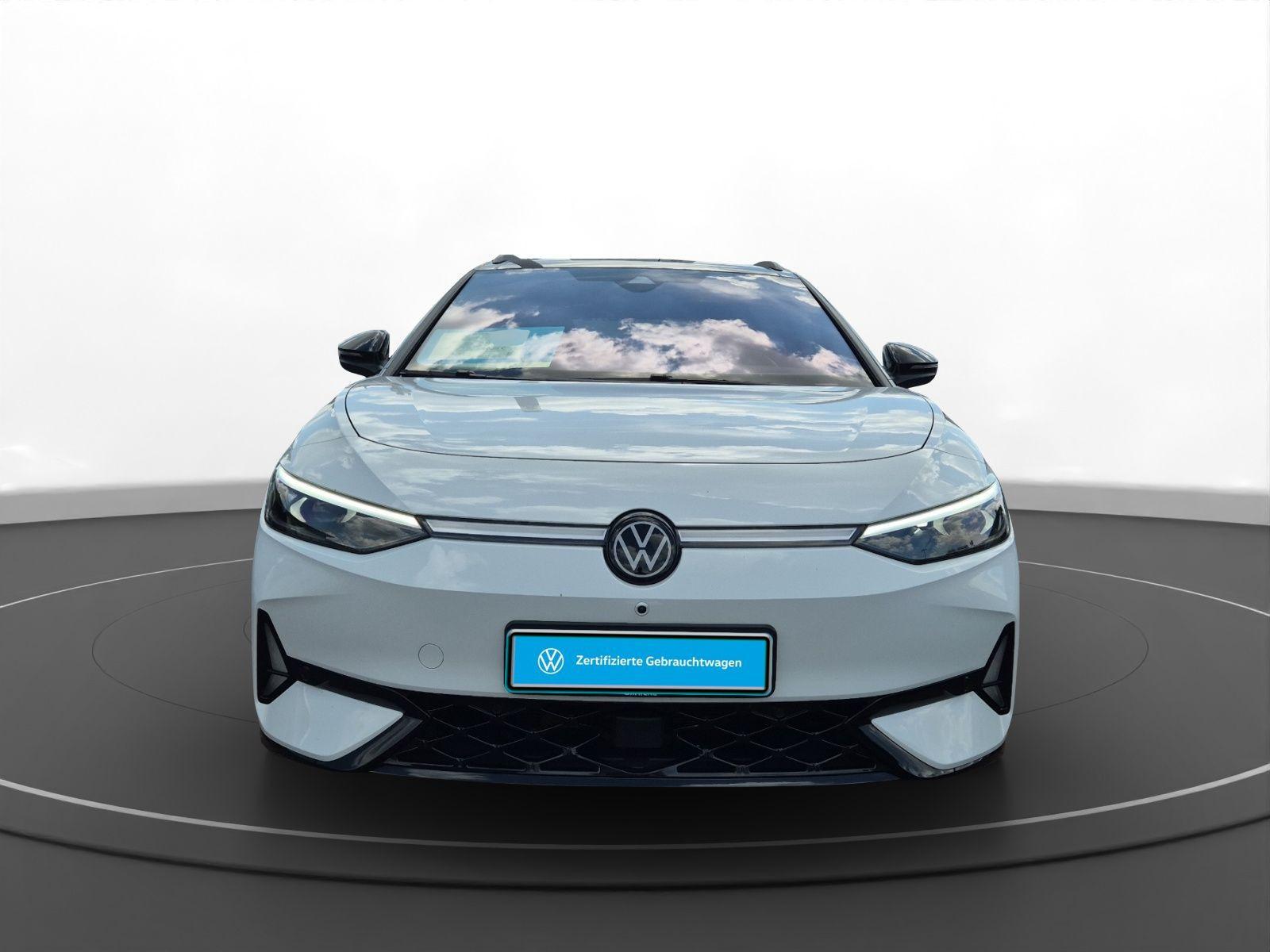 Volkswagen ID.7 Tourer GTX 340ps 4Motion AHK Pano Harman Wä
