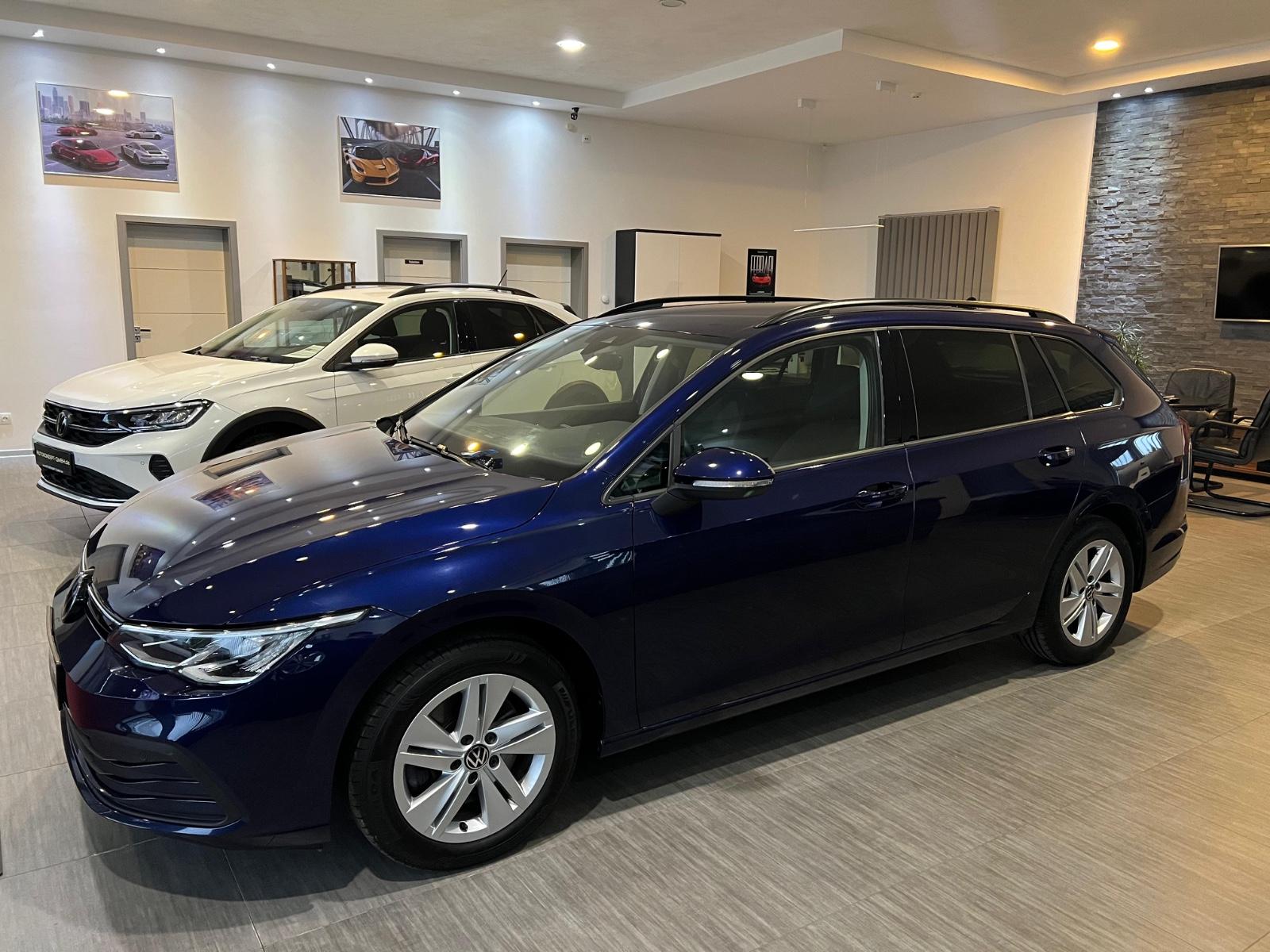 Volkswagen GOLF 8 2.0TDI*DSG*NAVI*LED*DIGI*KAM*ACC*DAB*AHK*