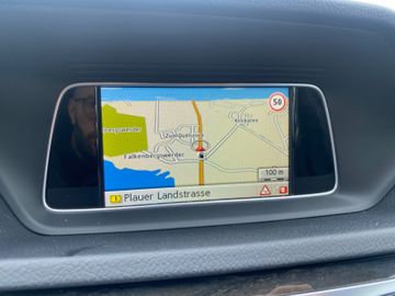 Fahrzeugabbildung Mercedes-Benz E 250 CGI T AMG*Totwinkel*LED*Navi*SHZ*Tempomat*