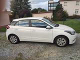 Hyundai i20 1.2 - 1. Hand - Top Zusatnd - Hyundai i20 Gebrauchtwagen in Dresden