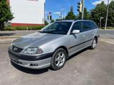 Toyota Avensis SHZ*AUTOMATIK*KLIMAAUTOMATIK*TÜV/AU*05/2 - Toyota Avensis mit Benzin-Antrieb: Kombi, Automatik, 2.0