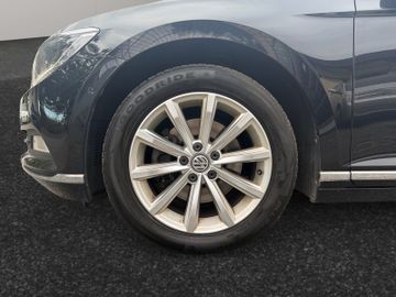 Volkswagen Passat Variant - 11