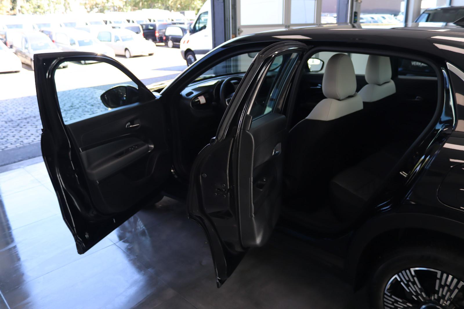 Fiat 600 1.2 Hybrid Basis  * 1.HAND *