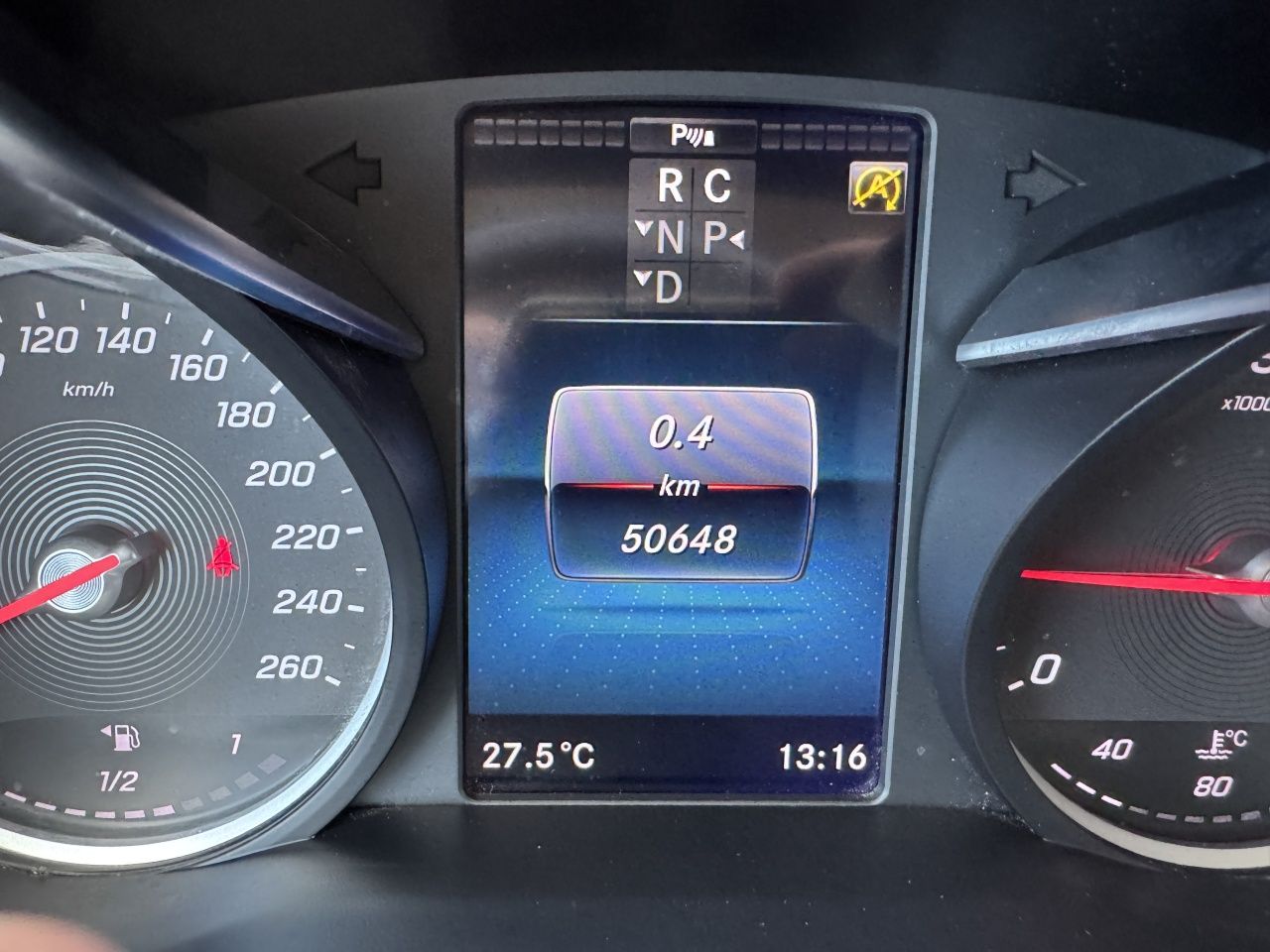 Fahrzeugabbildung Mercedes-Benz V 300d Avantgarde Ed. 4x4 Distronic*AHK*Standhzg