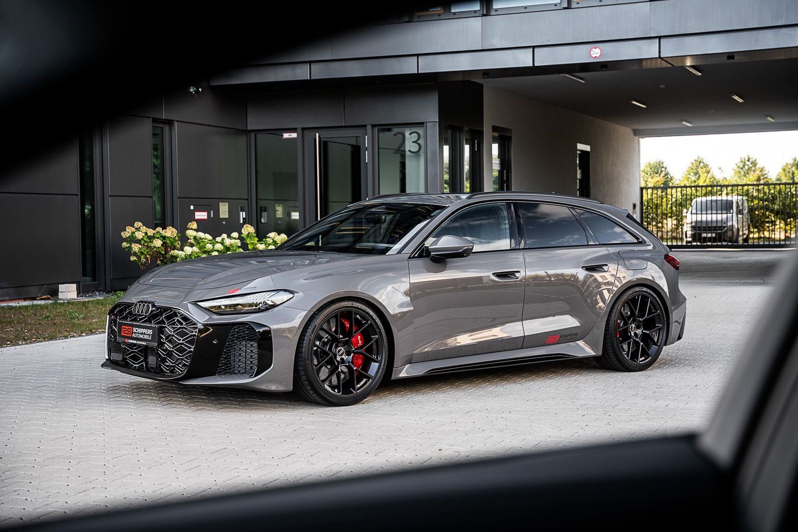 Fahrzeugabbildung Audi RS5 Avant KERAMIK|B&O|TECHPRO|HUD|SPORTPAKET|285