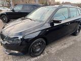 Skoda Fabia Combi 110 PS-50.500 km-Scheckheft-TOP - Skoda Fabia: Ps