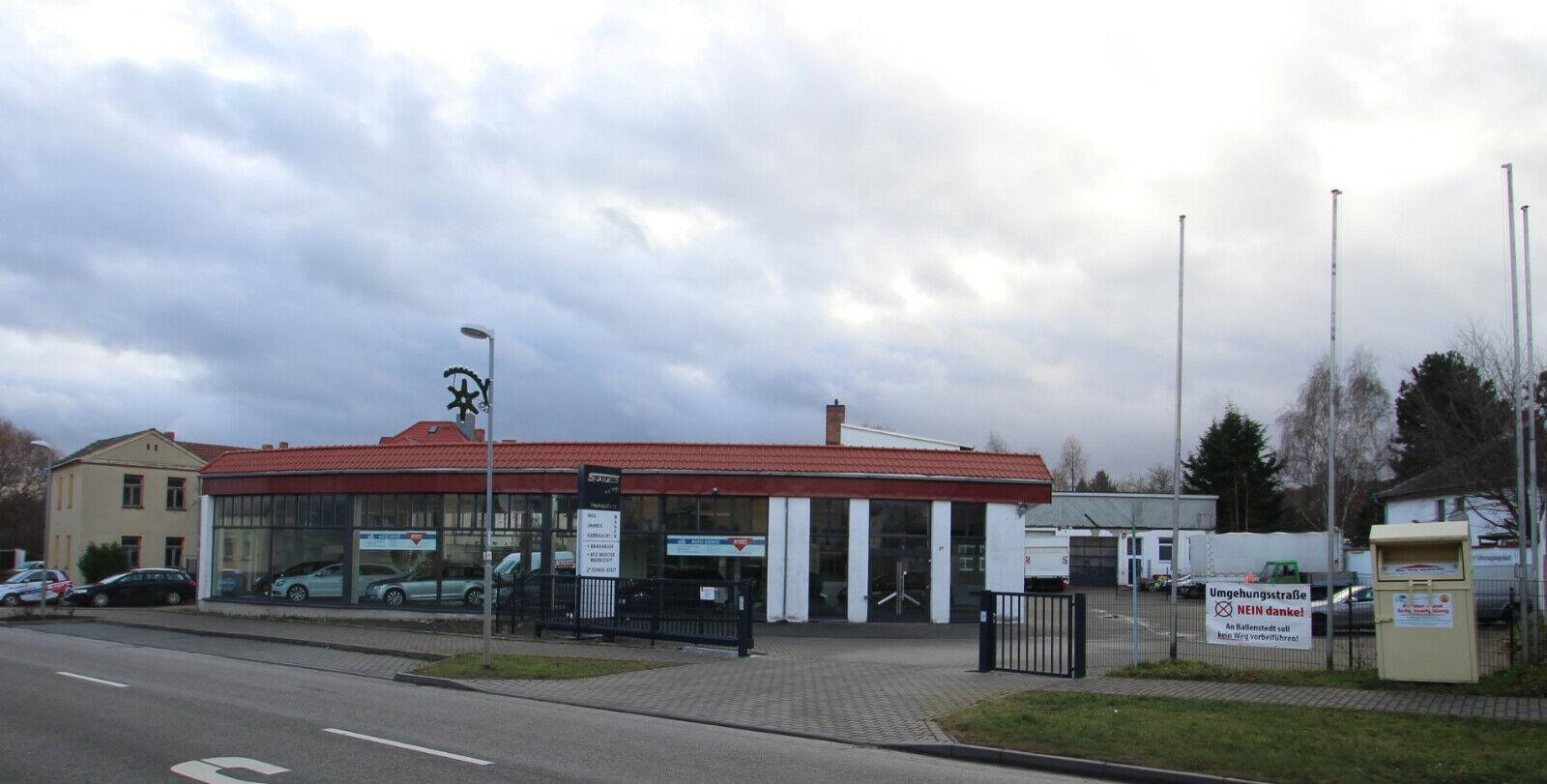 showroom-image-bottom