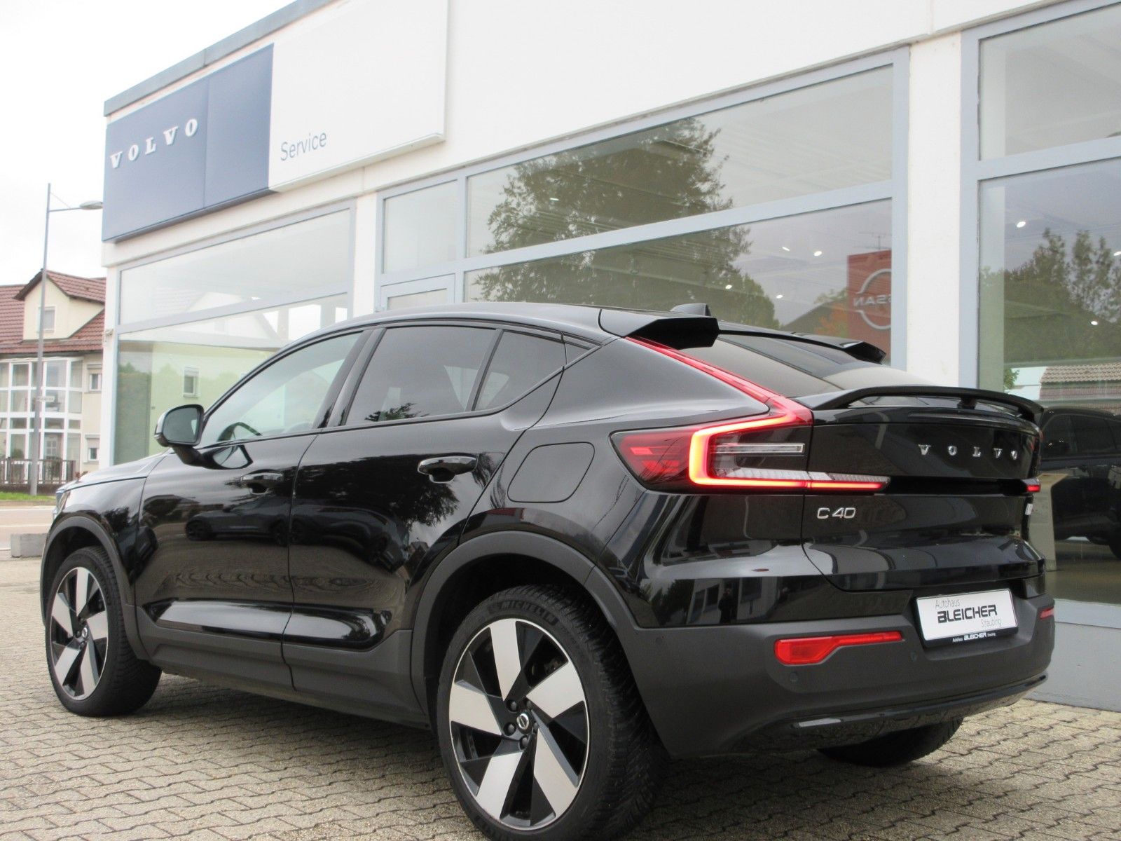 Fahrzeugabbildung Volvo C40 Ultimate Recharge Pure Electric AWD