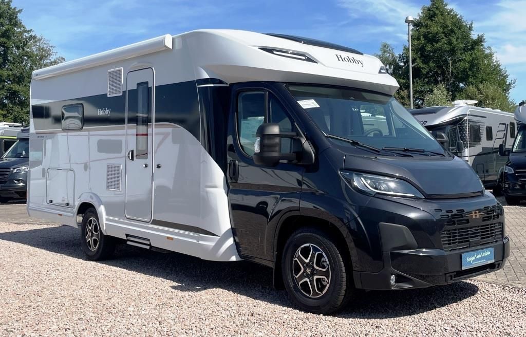 Fahrzeug Übersicht 3 Fahrzeugabbildung Hobby MAXIA T 740 WE Verfüg./Sparen Sie 12.579,- €