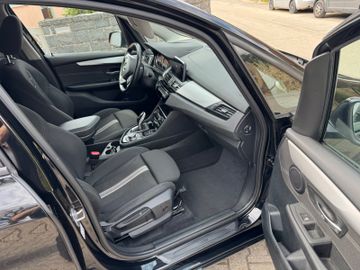 BMW 220 Gran Tourer - 12