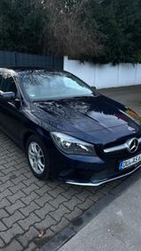 Mercedes-Benz CLA 180 d -(117.912) - Mercedes-Benz CLA C117