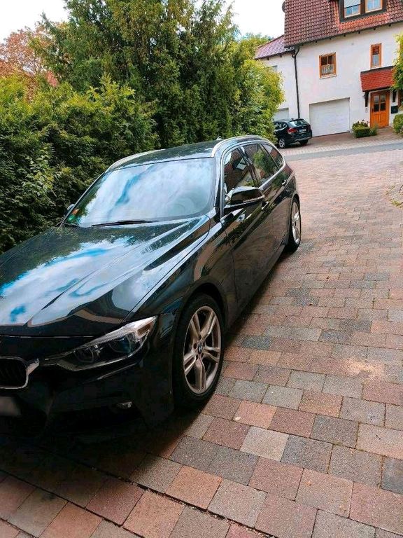 Image of BMW 320