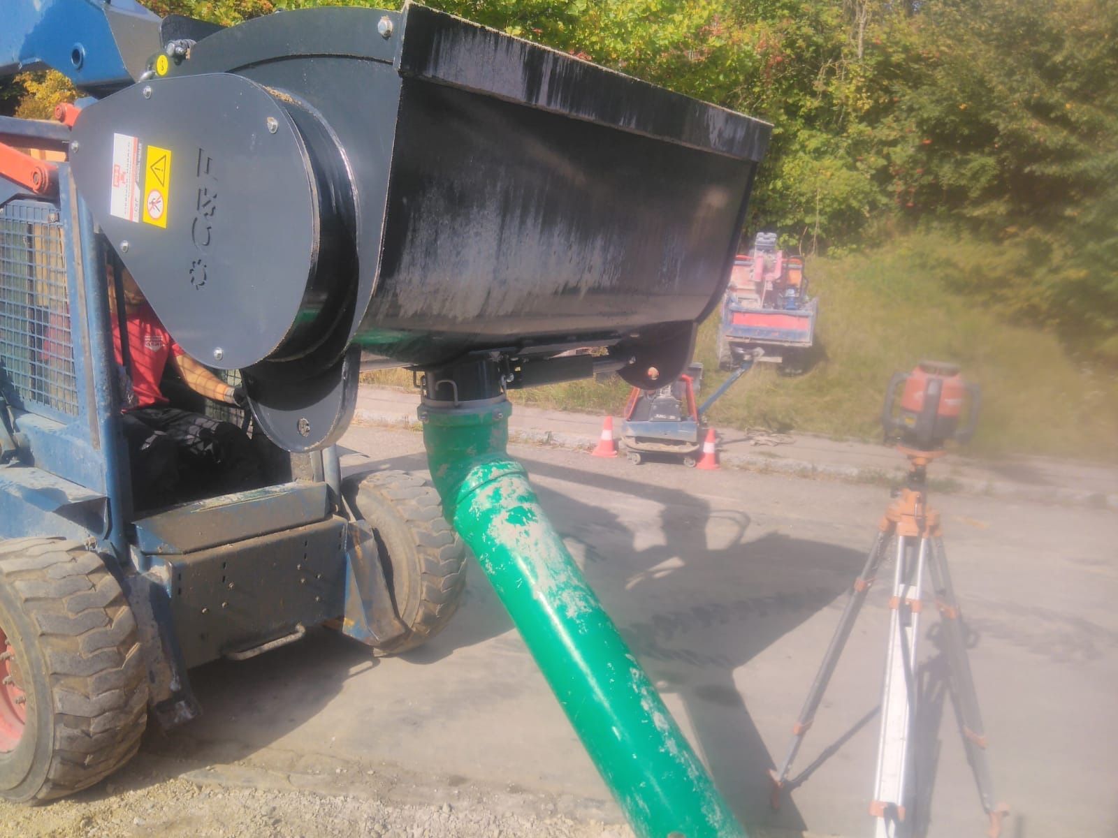 Fahrzeugabbildung Volvo CNF BMX 520 mit Doppelaufnahme Kramer/Volvo