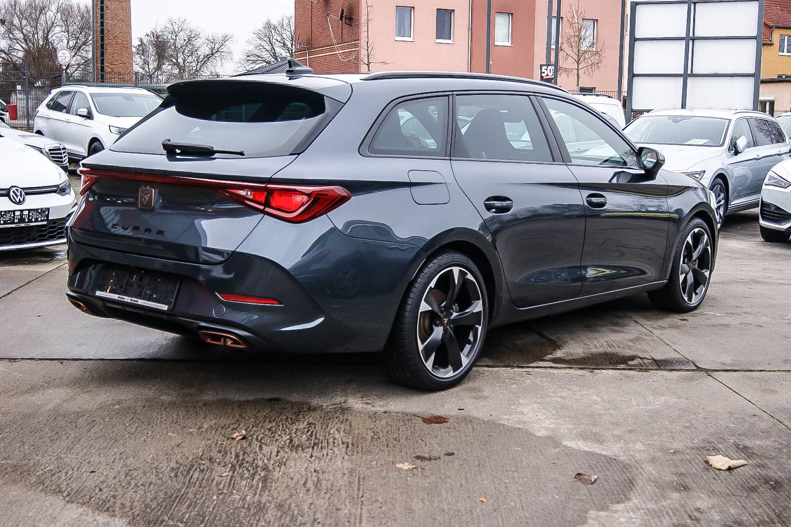 Fahrzeugabbildung CUPRA Leon Sportstourer e-HYBRID VIRTUAL ACC XL 1HAND