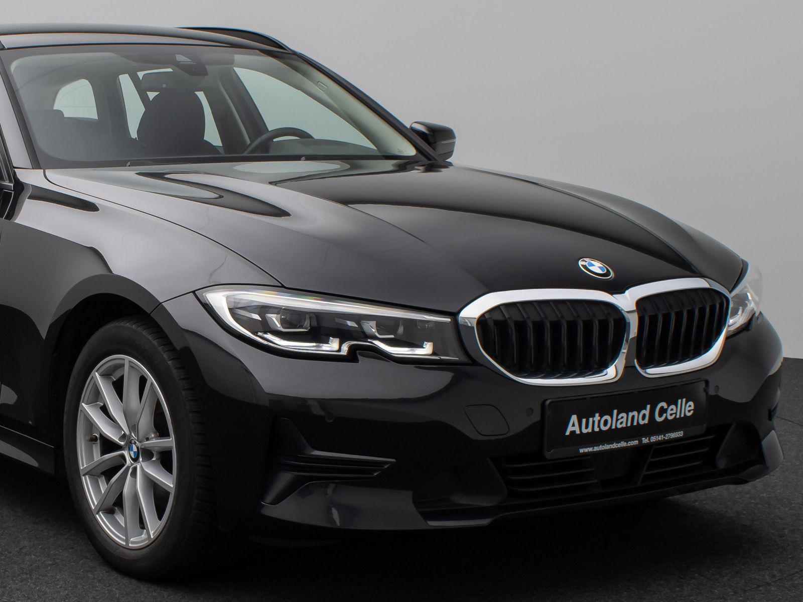 Fahrzeugabbildung BMW 320d xD HiFi Alarm DAB LED PDC Sportsitz Leder