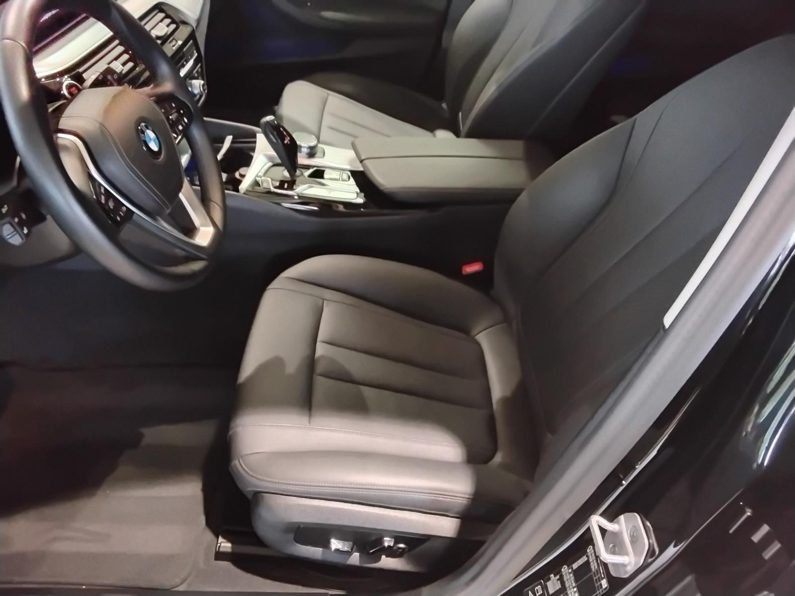 BMW 520 AHK, top Ausstattung, LED
